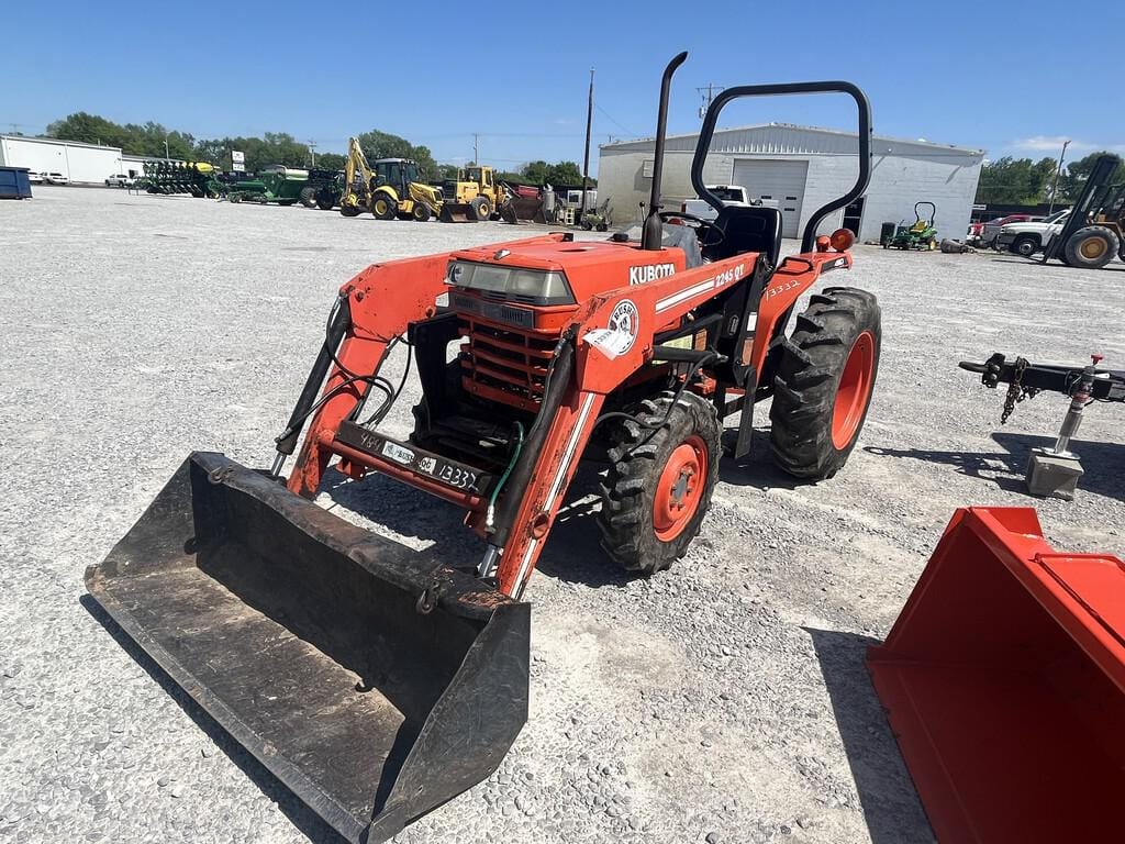 Main image Kubota L2500
