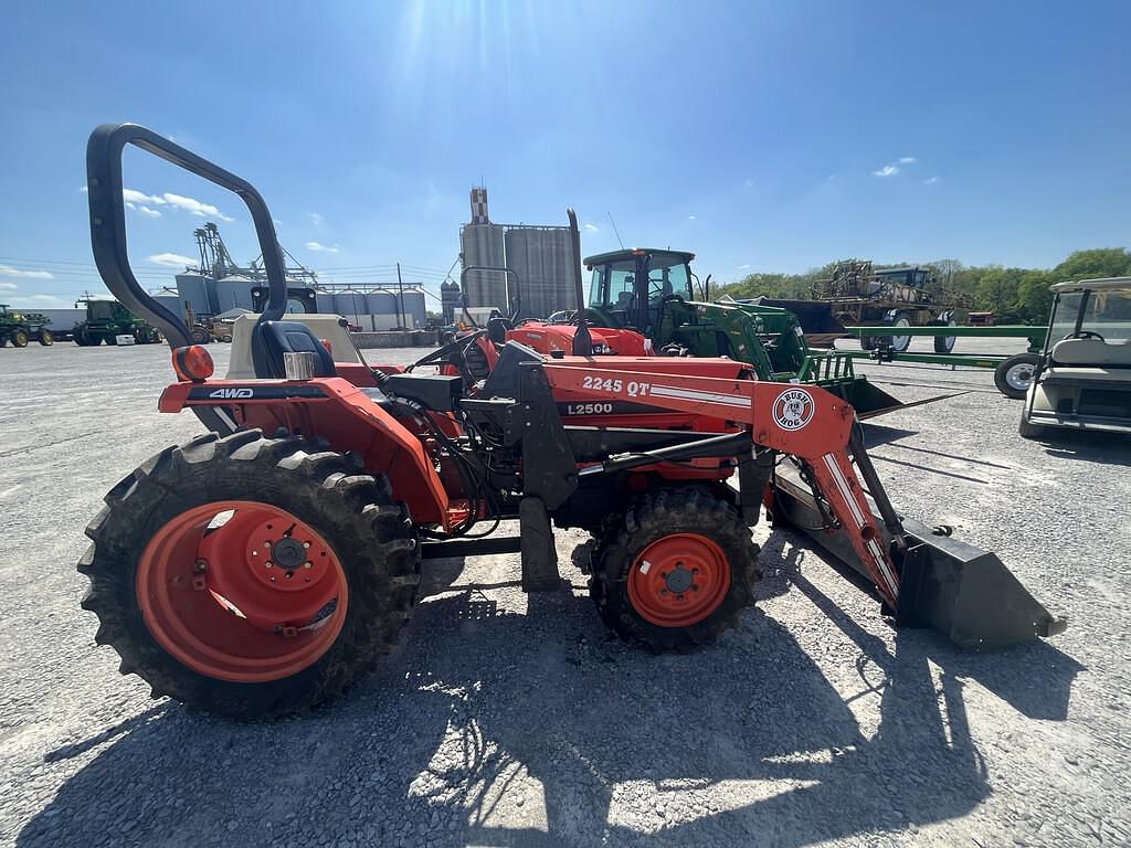 Kubota L2500 Tractors Less than 40 HP for Sale | Tractor Zoom