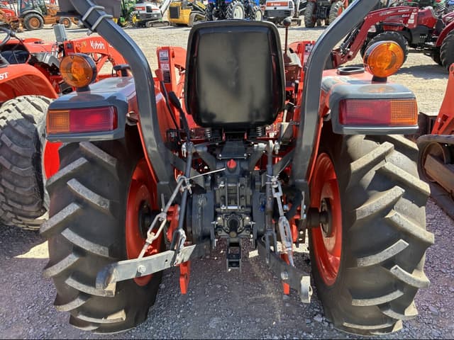 Image of Kubota L2501 equipment image 4