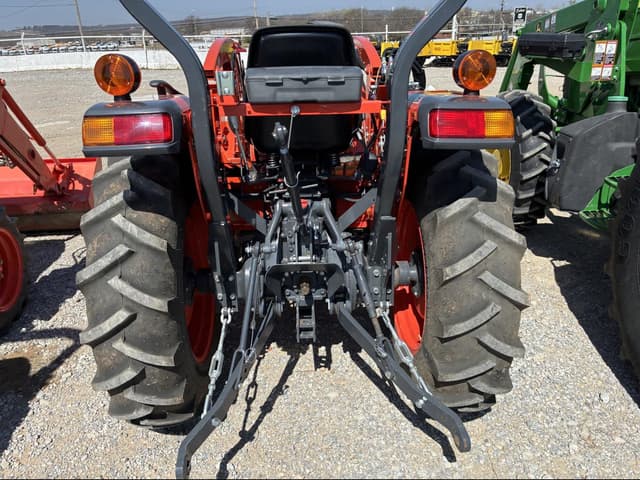 Image of Kubota L2501 equipment image 4