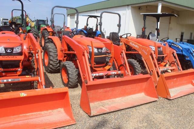 Image of Kubota L2501 equipment image 2