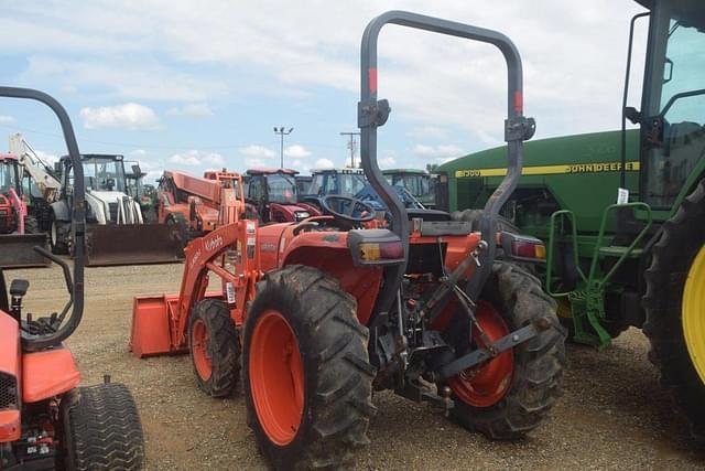 Image of Kubota L2501 equipment image 1