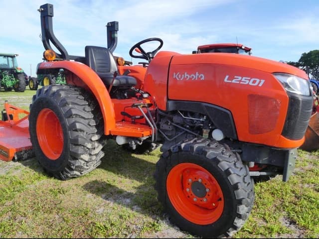 Image of Kubota L2501 equipment image 1