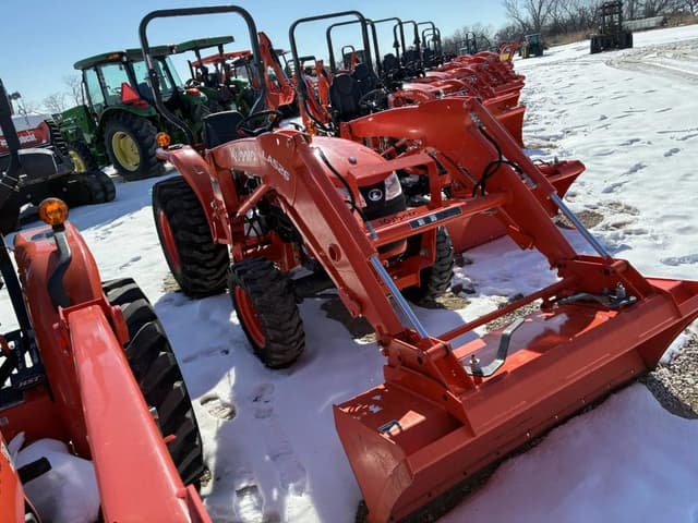Image of Kubota L2501 equipment image 1