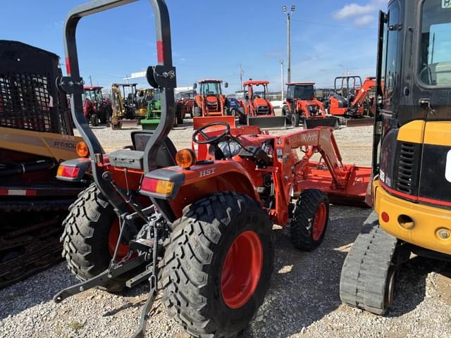 Image of Kubota L2501 equipment image 2