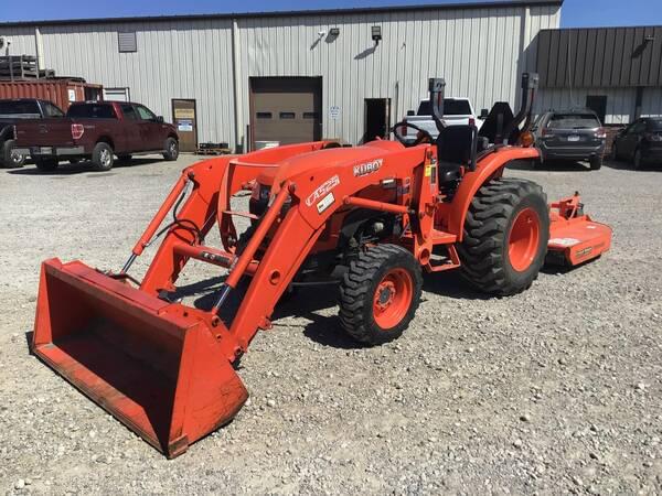 Image of Kubota L2501 equipment image 3