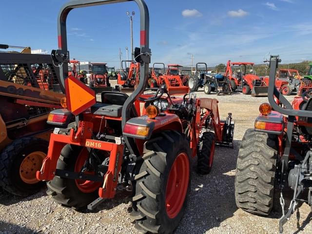 Image of Kubota L2501 equipment image 2
