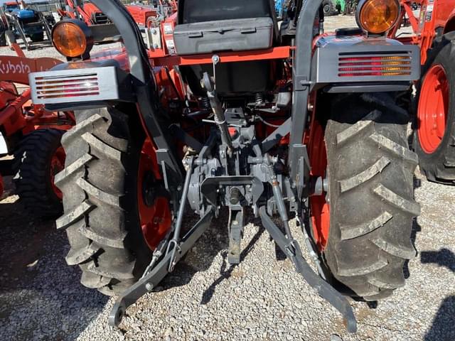 Image of Kubota L2501 equipment image 4