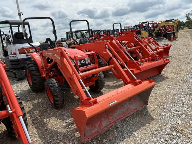 Image of Kubota L2501 equipment image 1