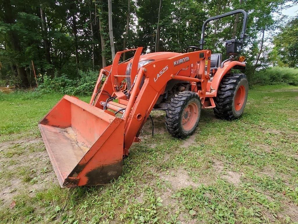 Image of Kubota L2501 Primary image