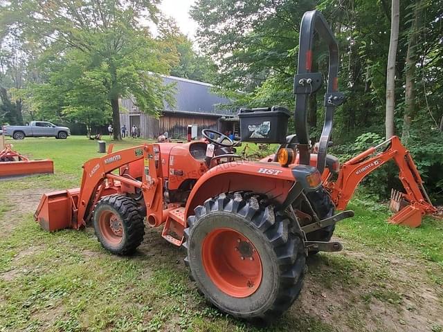 Image of Kubota L2501 equipment image 2