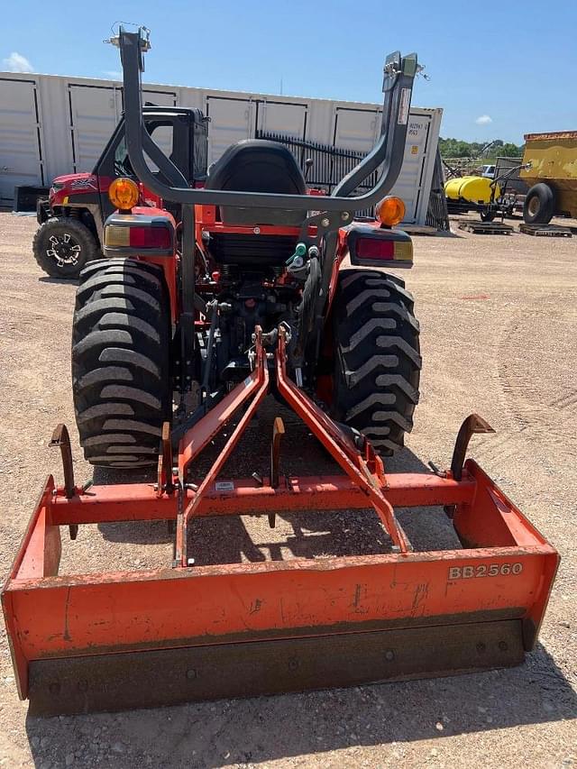 Image of Kubota L2501HST equipment image 3