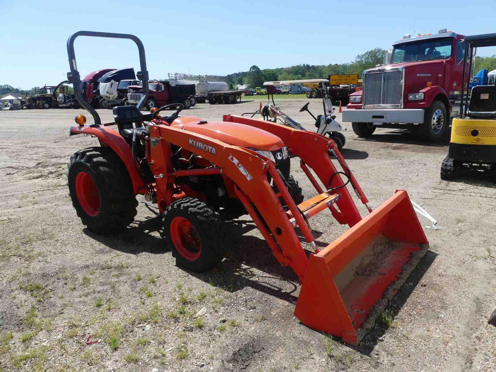 Main image Kubota L2501