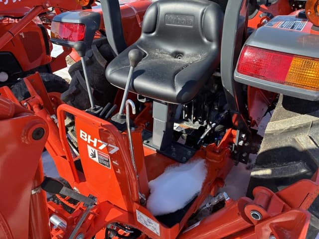 Image of Kubota L2501 equipment image 4