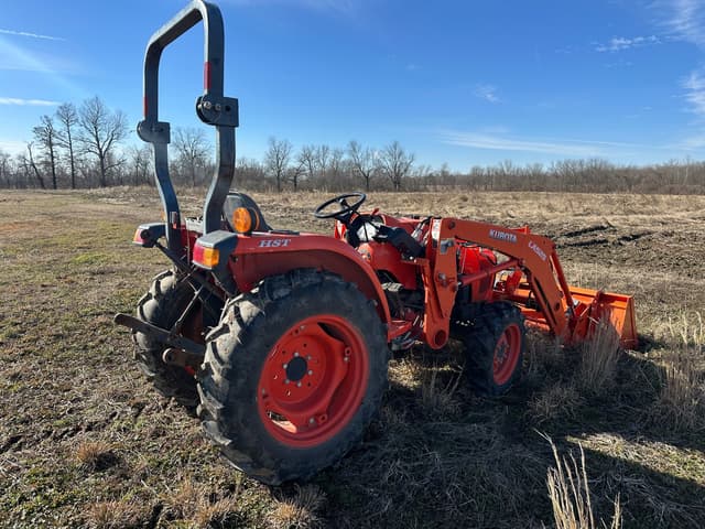 Image of Kubota L2501 equipment image 2