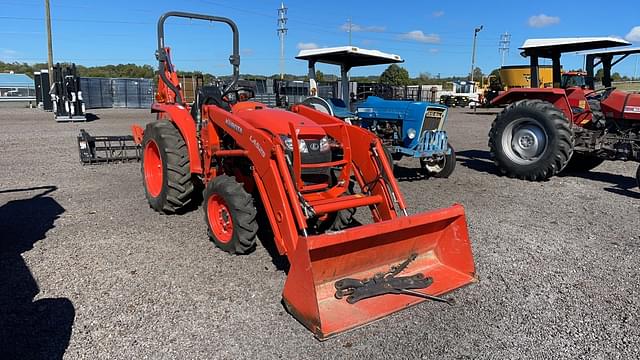 Image of Kubota L2501 equipment image 2