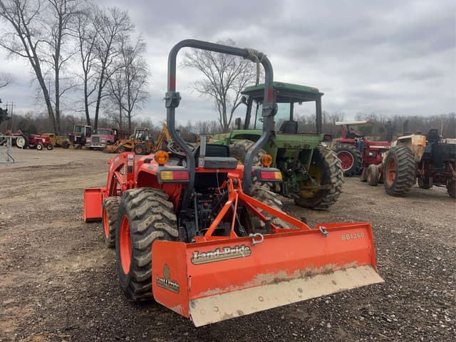 Image of Kubota L2501 equipment image 1
