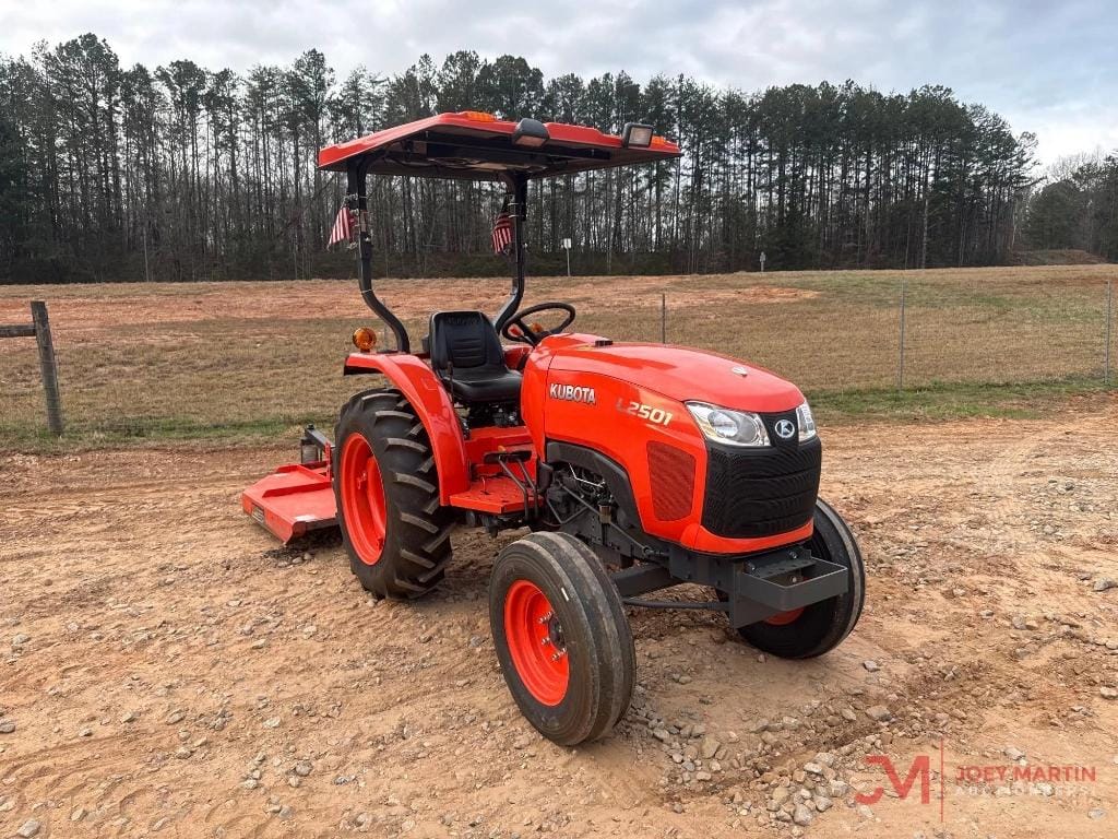 Kubota L2501 Equipment Image0