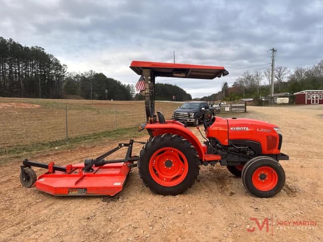 Image of Kubota L2501 equipment image 2