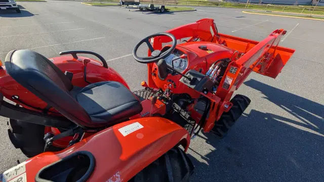 Image of Kubota L2501DT equipment image 2