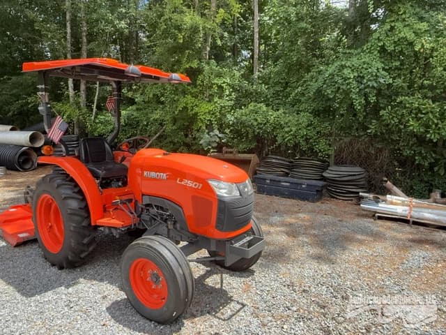 Image of Kubota L2501 equipment image 2