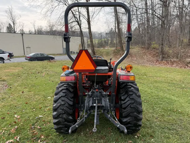 Image of Kubota L2501HST equipment image 1