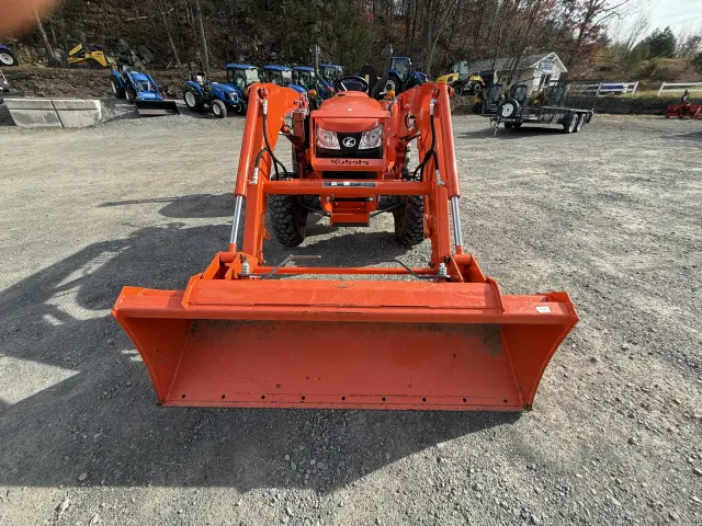 Image of Kubota L2501HST equipment image 4