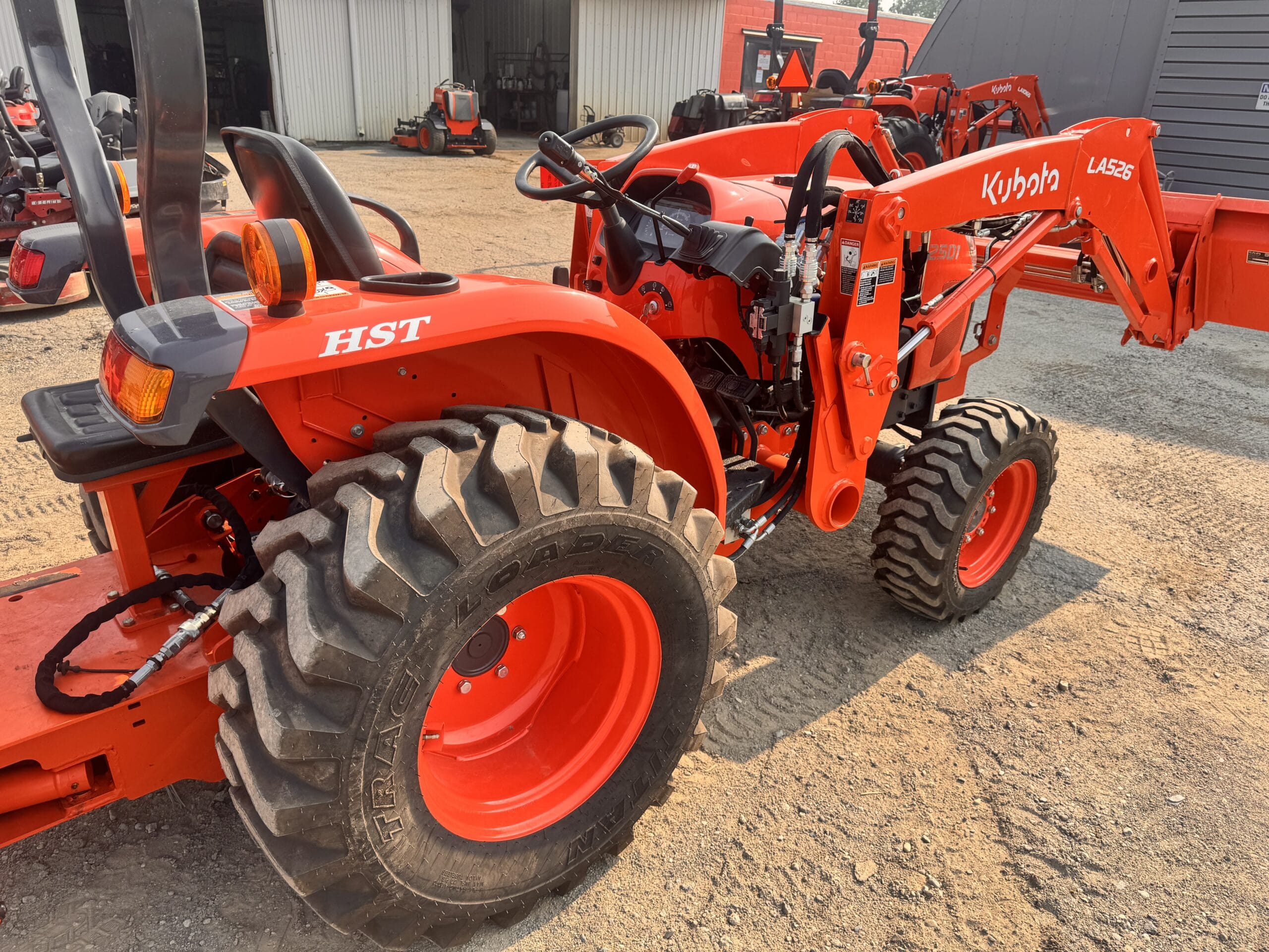 2024 Kubota L2501HST Equipment Image0
