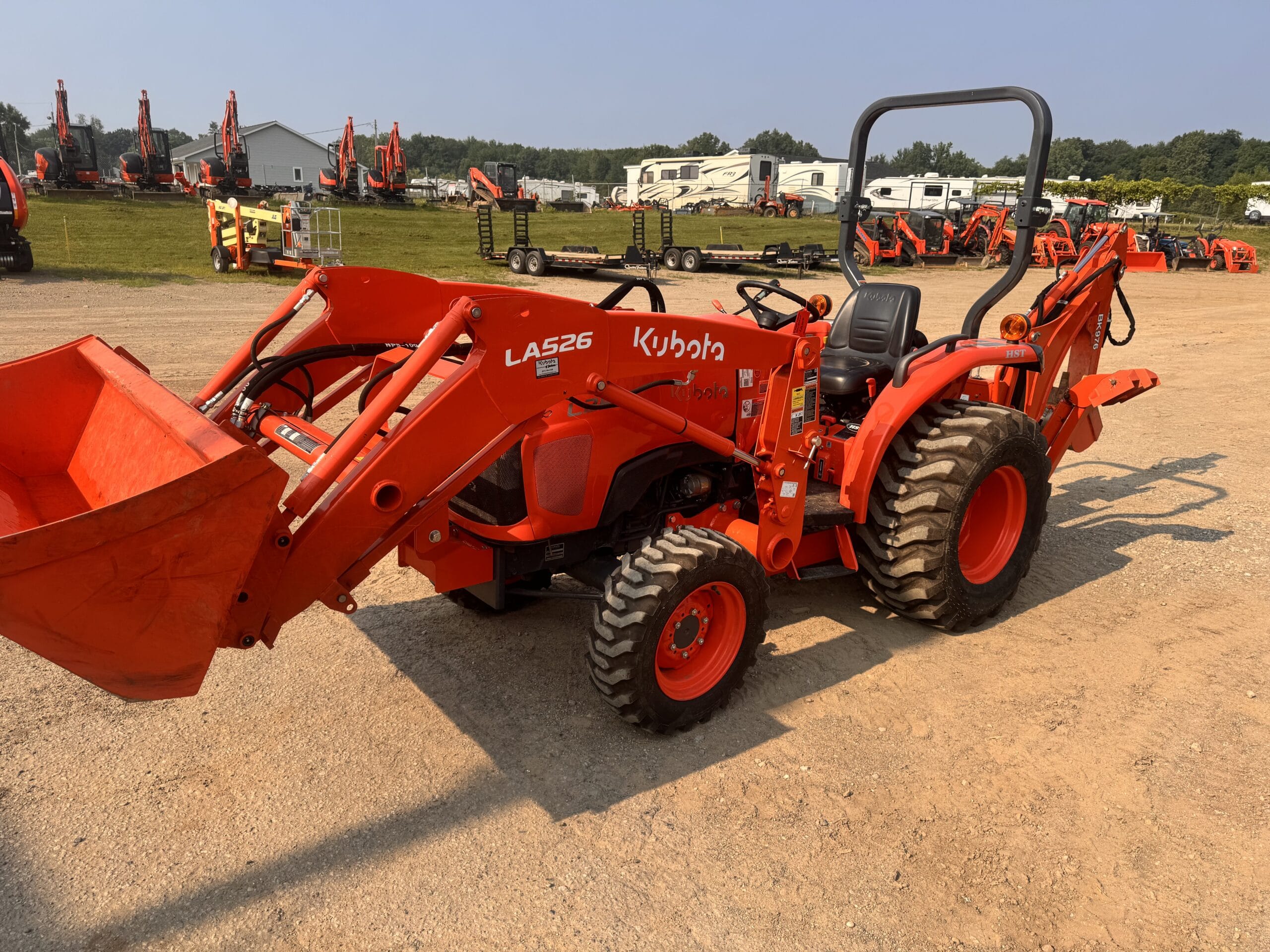 2024 Kubota L2501HST Equipment Image0