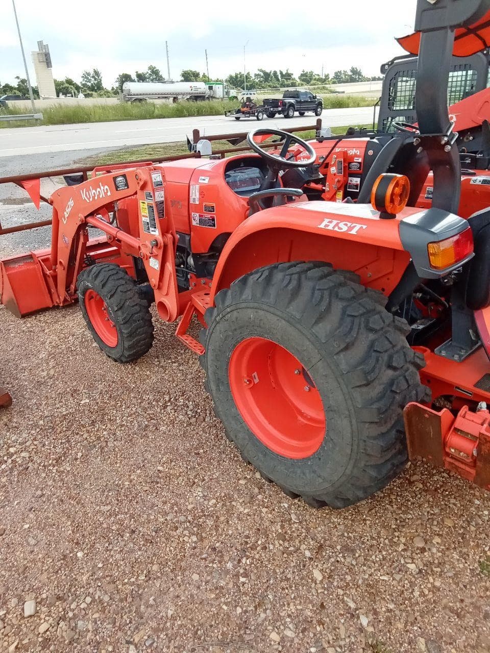 Image of Kubota L2501HST Image 1