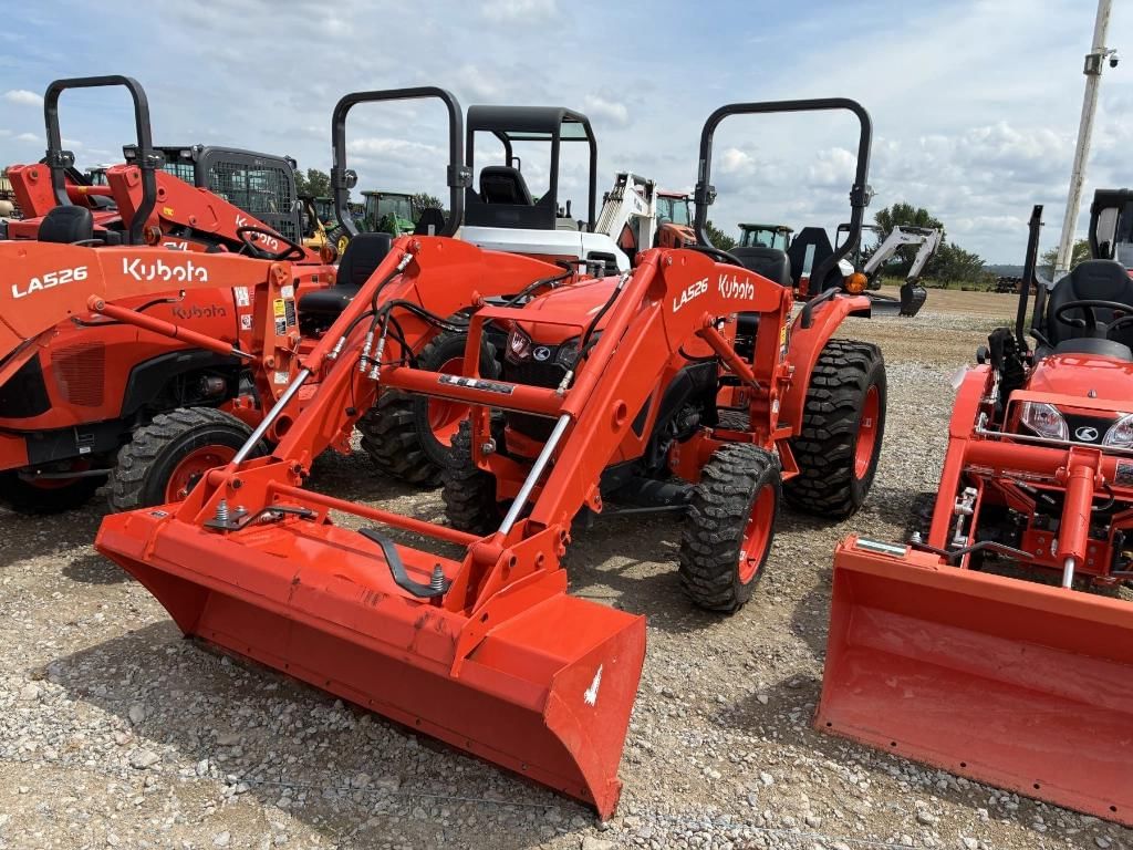 Kubota L2502 Equipment Image0