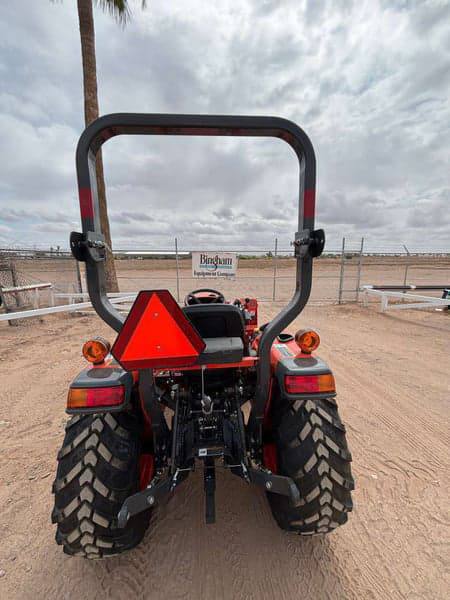 Image of Kubota L2502 equipment image 3