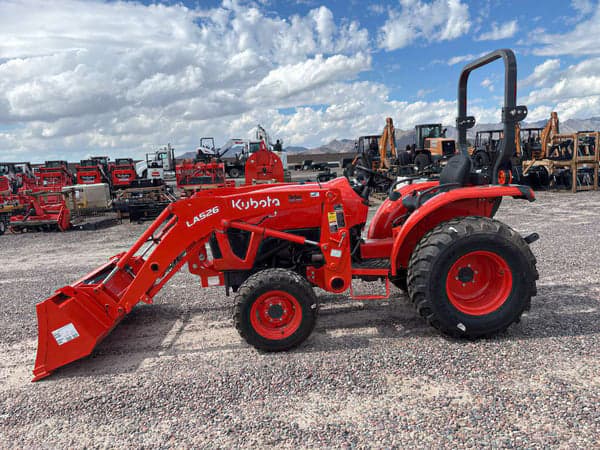 Image of Kubota L2502 equipment image 4