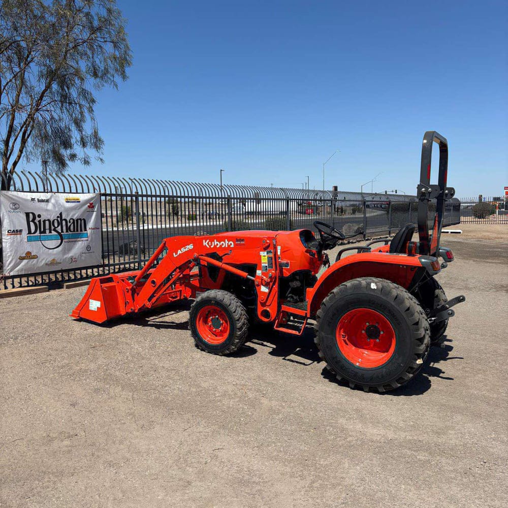 Kubota L2502 Equipment Image0