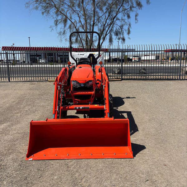 Image of Kubota L2502 equipment image 2