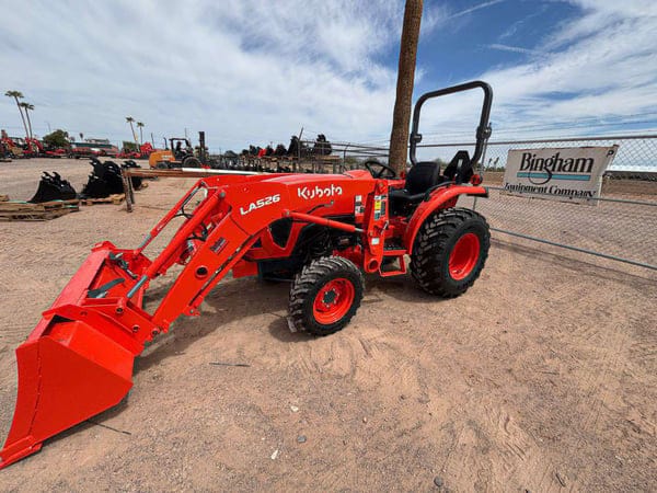 Kubota L2502 Equipment Image0