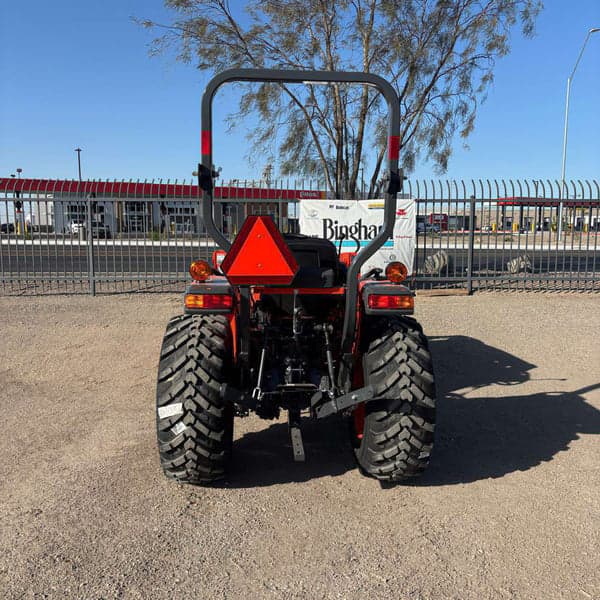Image of Kubota L2502 equipment image 3