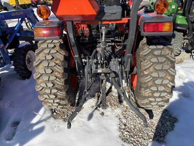 Image of Kubota L2502 equipment image 4