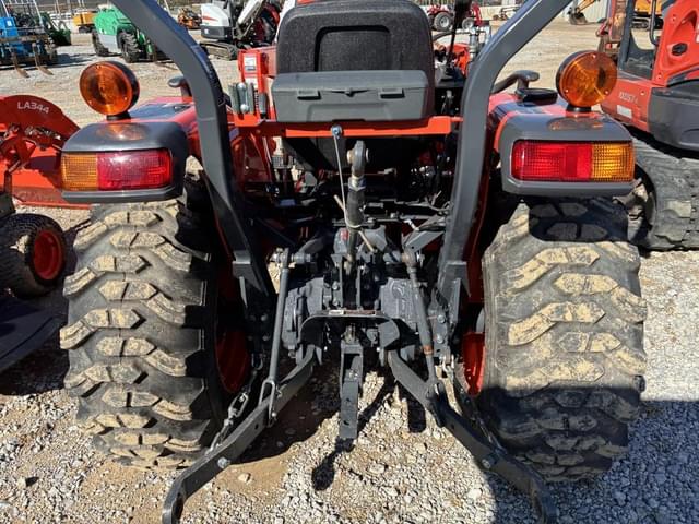 Image of Kubota L2502 equipment image 4