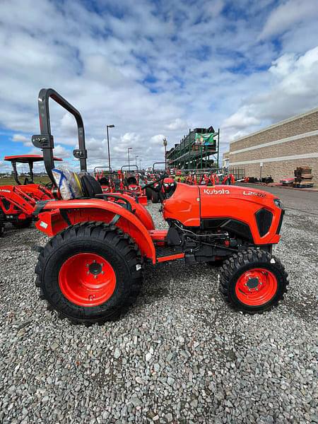 Image of Kubota L2502HST equipment image 1