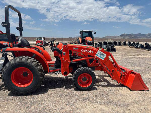 Image of Kubota L2502 equipment image 1