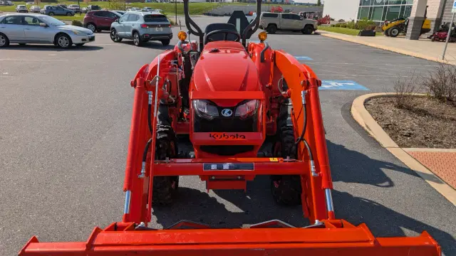 Image of Kubota L2502HST equipment image 4