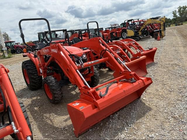 Image of Kubota L2502HST equipment image 1