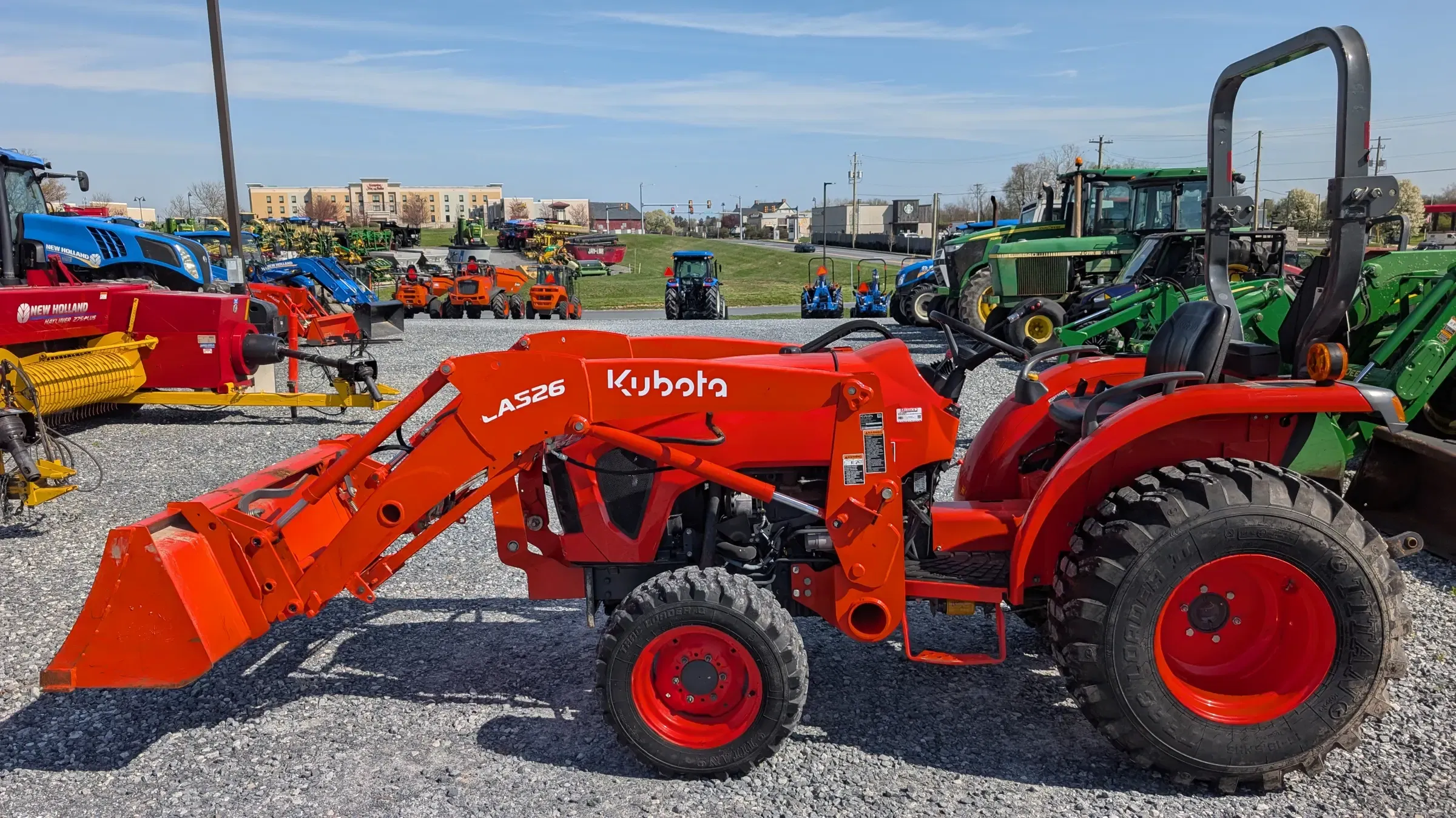 Kubota L2502HST Equipment Image0