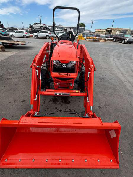 Image of Kubota L2502 equipment image 2