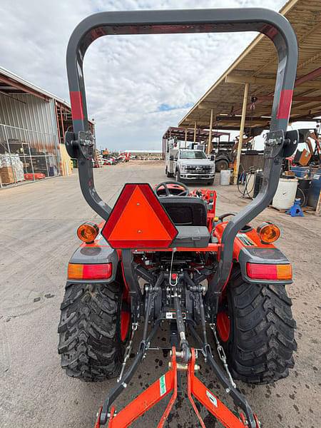 Image of Kubota L2502HST equipment image 3