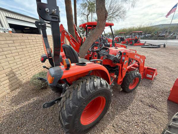 Image of Kubota L2502 equipment image 1