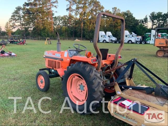 Image of Kubota L2550 equipment image 2