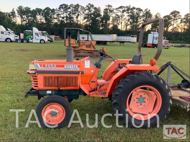 Image of Kubota L2550 equipment image 1