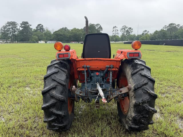 Image of Kubota L2550 equipment image 3